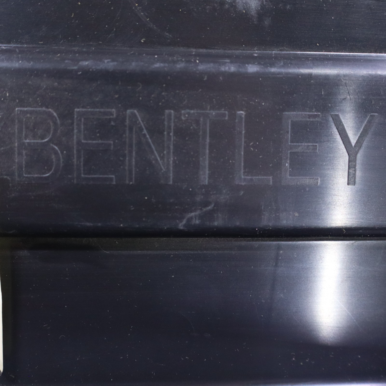 Bentley Continental GT GTC 2006-2010 OEM NEW Air Guide - Image 2