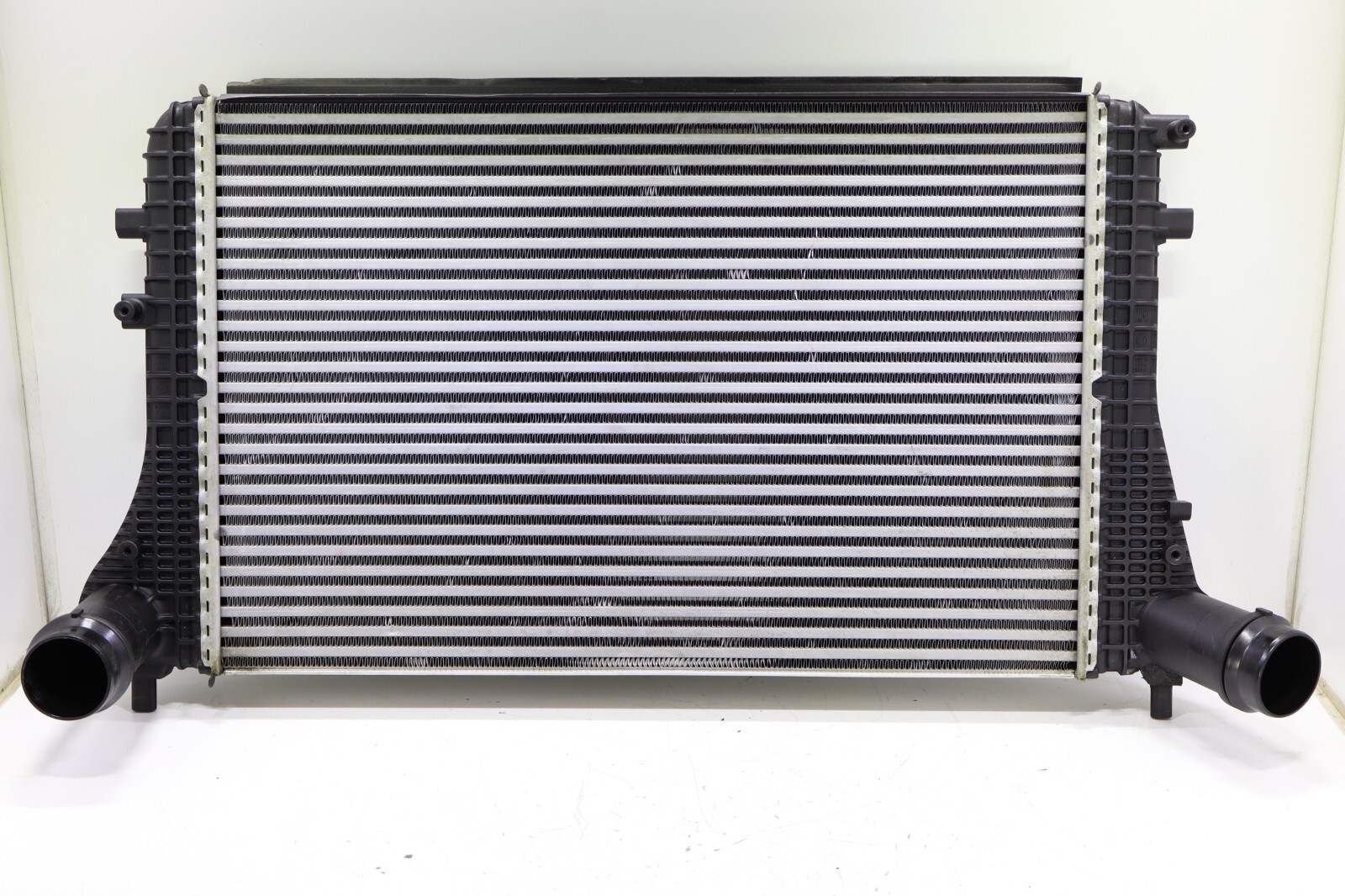 Volkswagen Golf Jetta Audi A3 2.0L DIESEL 2009-2015 OEM Intercooler Radiator