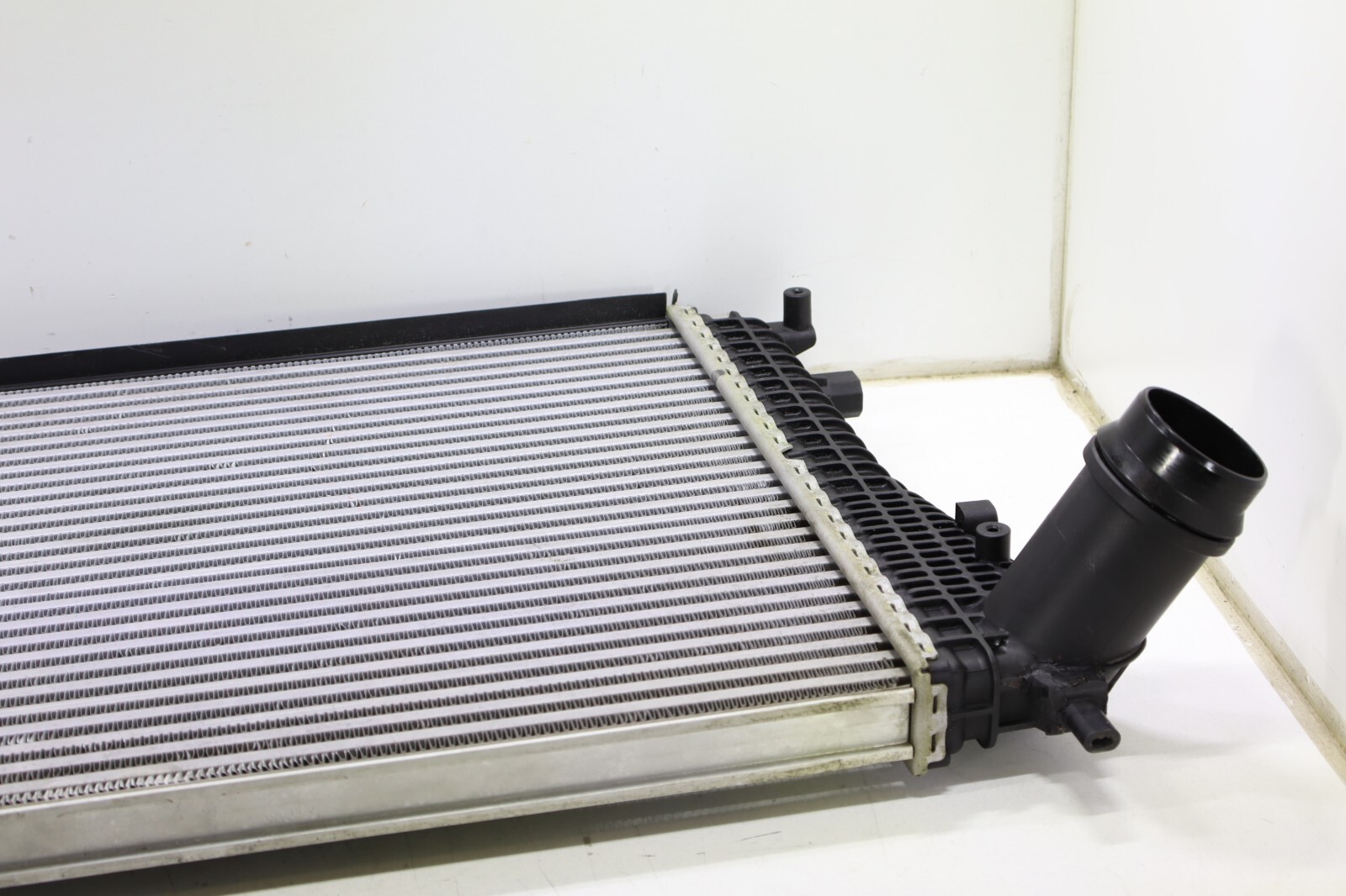 Volkswagen Golf Jetta Audi A3 2.0L DIESEL 2009-2015 OEM Intercooler Radiator – Image 3