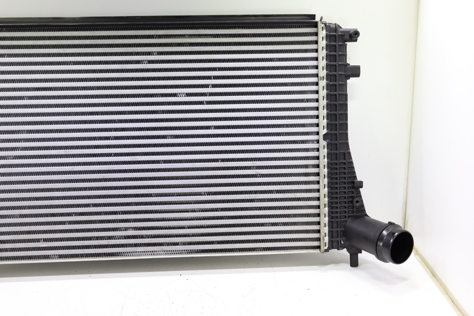 Volkswagen Golf Jetta Audi A3 2.0L DIESEL 2009-2015 OEM Intercooler Radiator – Image 4