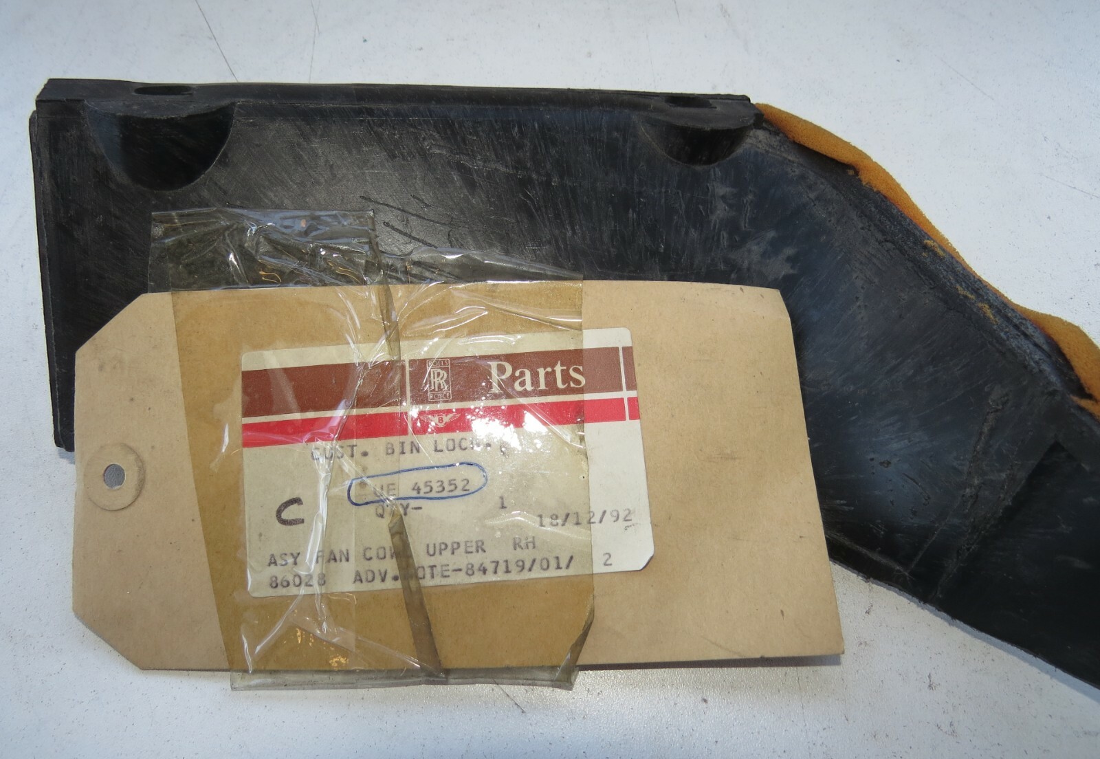 Bentley Rolls Royce 1965-1989 OEM NOS Radiator Cowl Upper Right (Passenger Side) - Image 8