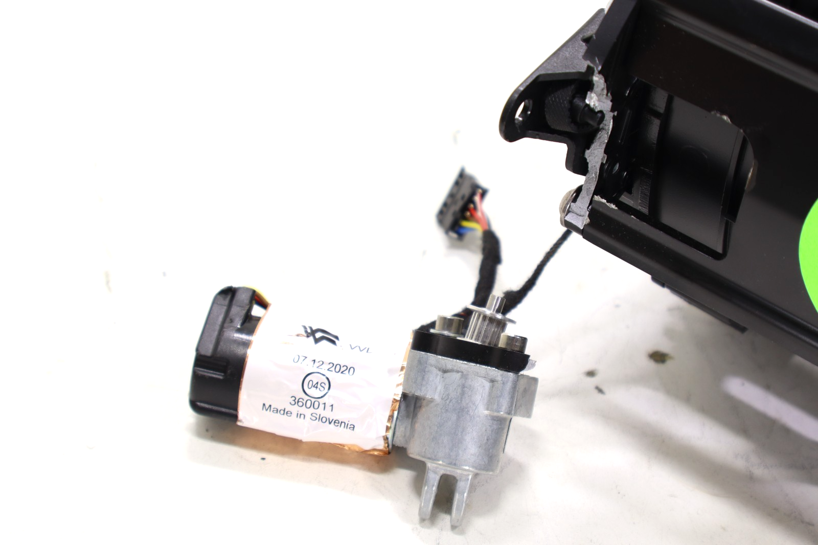 Bentley OEM Console Bracket Motor FOR PARTS ONLY! - Image 11