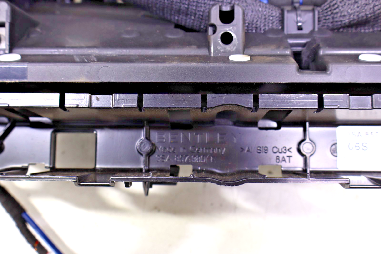 Bentley OEM Console Bracket Motor FOR PARTS ONLY! - Image 15
