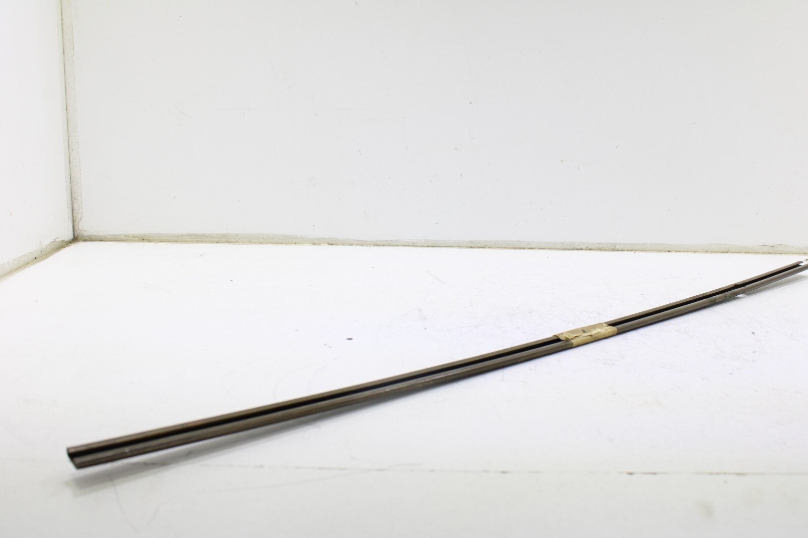 Rolls Royce Series 1 Models OEM Main SWB Rear Door Moulding 725mm – Image 14