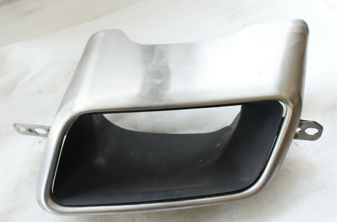 Ranger Rover Velar L560 2018 2019 2020 OEM Exhaust Muffler Tip Rear Left