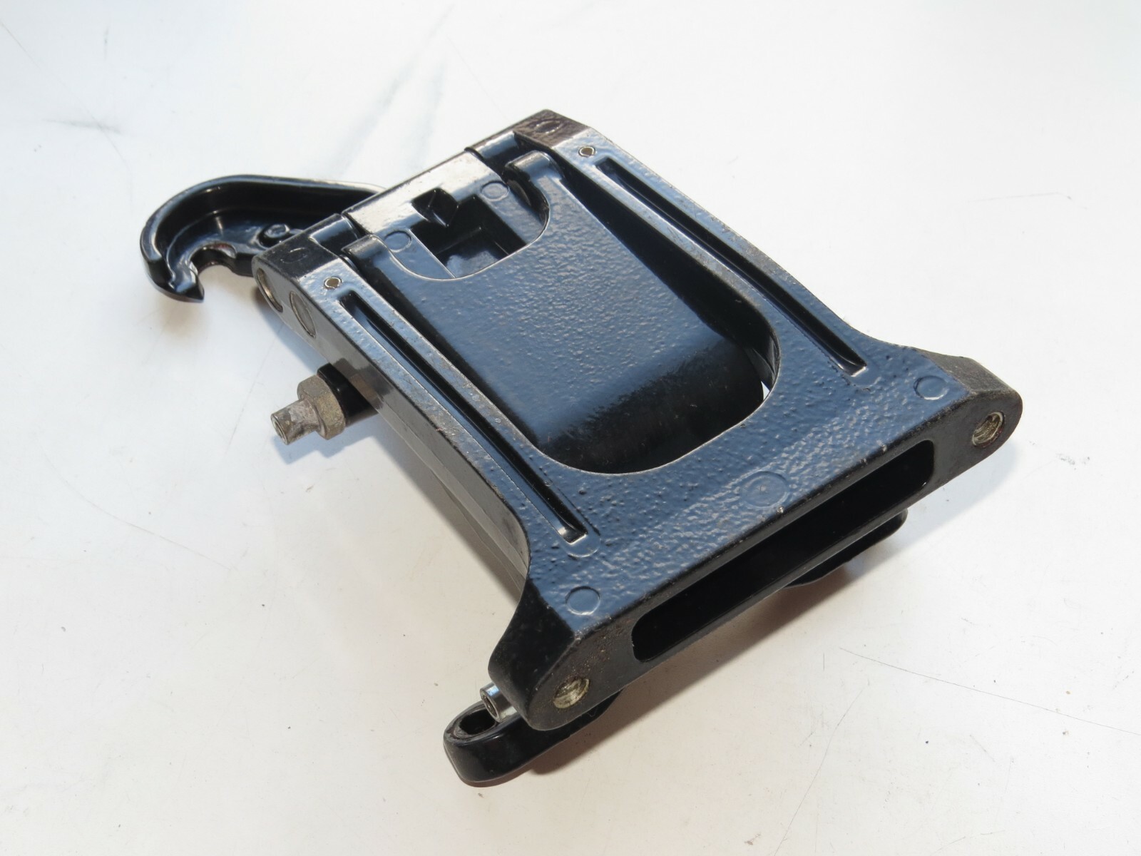 Bentley Bentayga 2017-2020 OEM Step Bracket Middle Left - Image 5