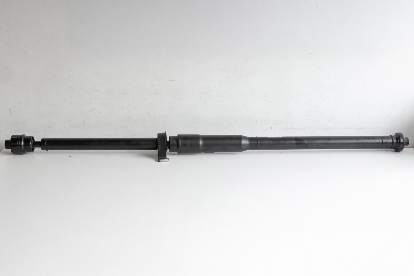 Benltey Flying Spur Rear 2 Piece Driveshaft OEM 2020 2021 2022 2023 2024 Genuine – Image 2