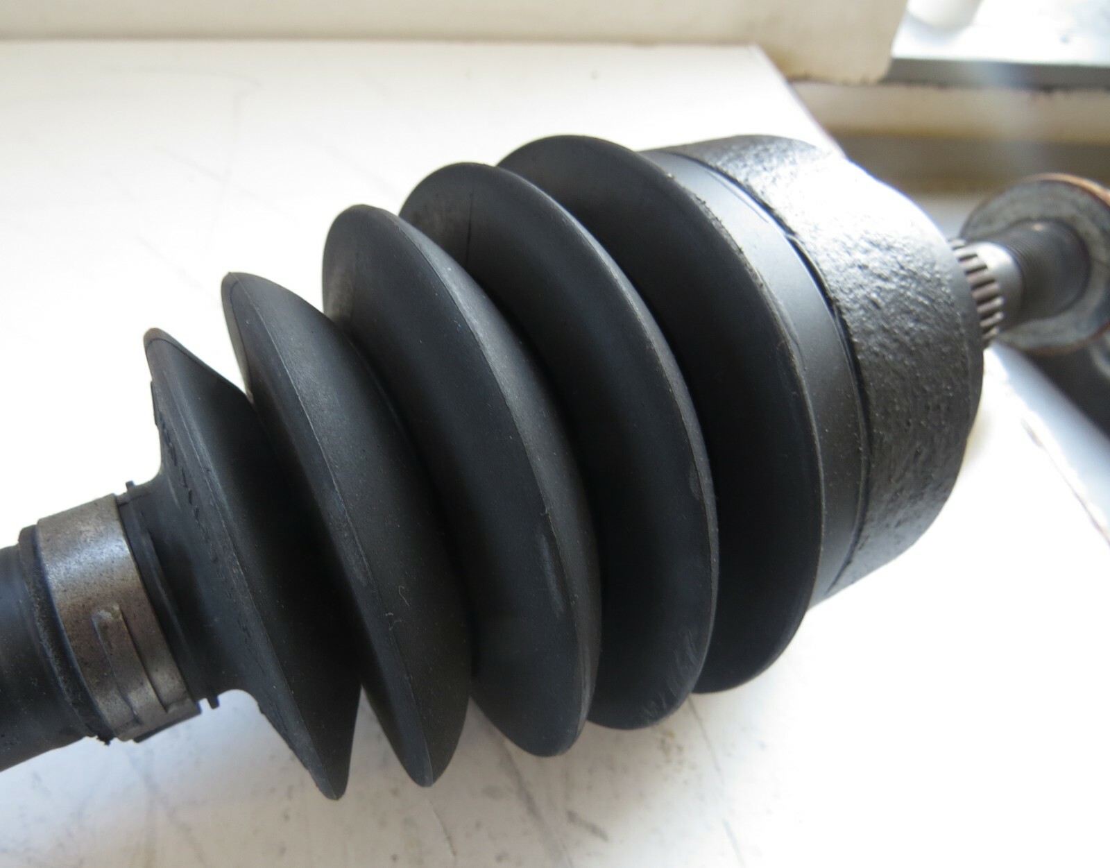 Mercedes GL350 GL450 ML350 ML450 ML500 ML550 2006-2012 OEM CV Axle Shaft Rear - Image 7