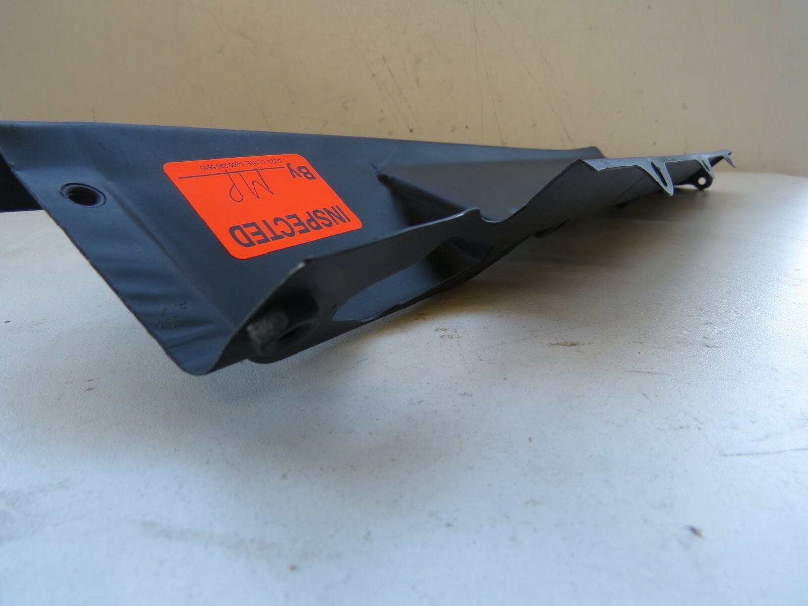 Porsche 911 1989 1990 1991 1992 1993 1994 OEM Engine Cover Left Side – Image 4