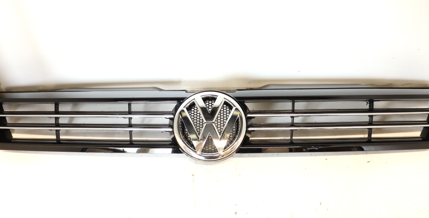 Volkswagen Jetta 2011-2014 OEM NEW Front Grille w/Chrome Strips & Emblem – Image 2