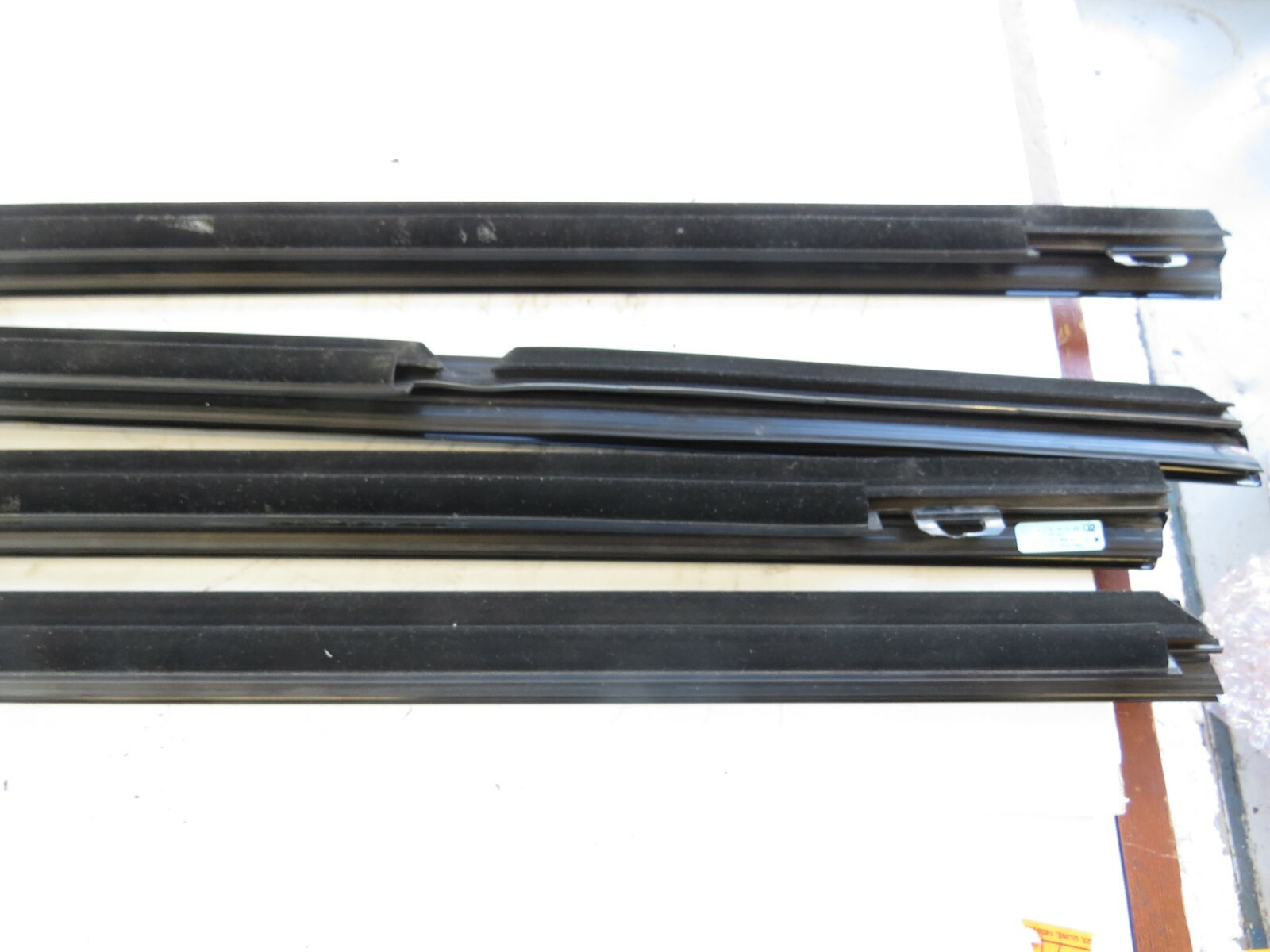Mercedes-Benz CLA250 CLA45 AMG 2014-2019 OEM Door Belt Moldings – Image 10