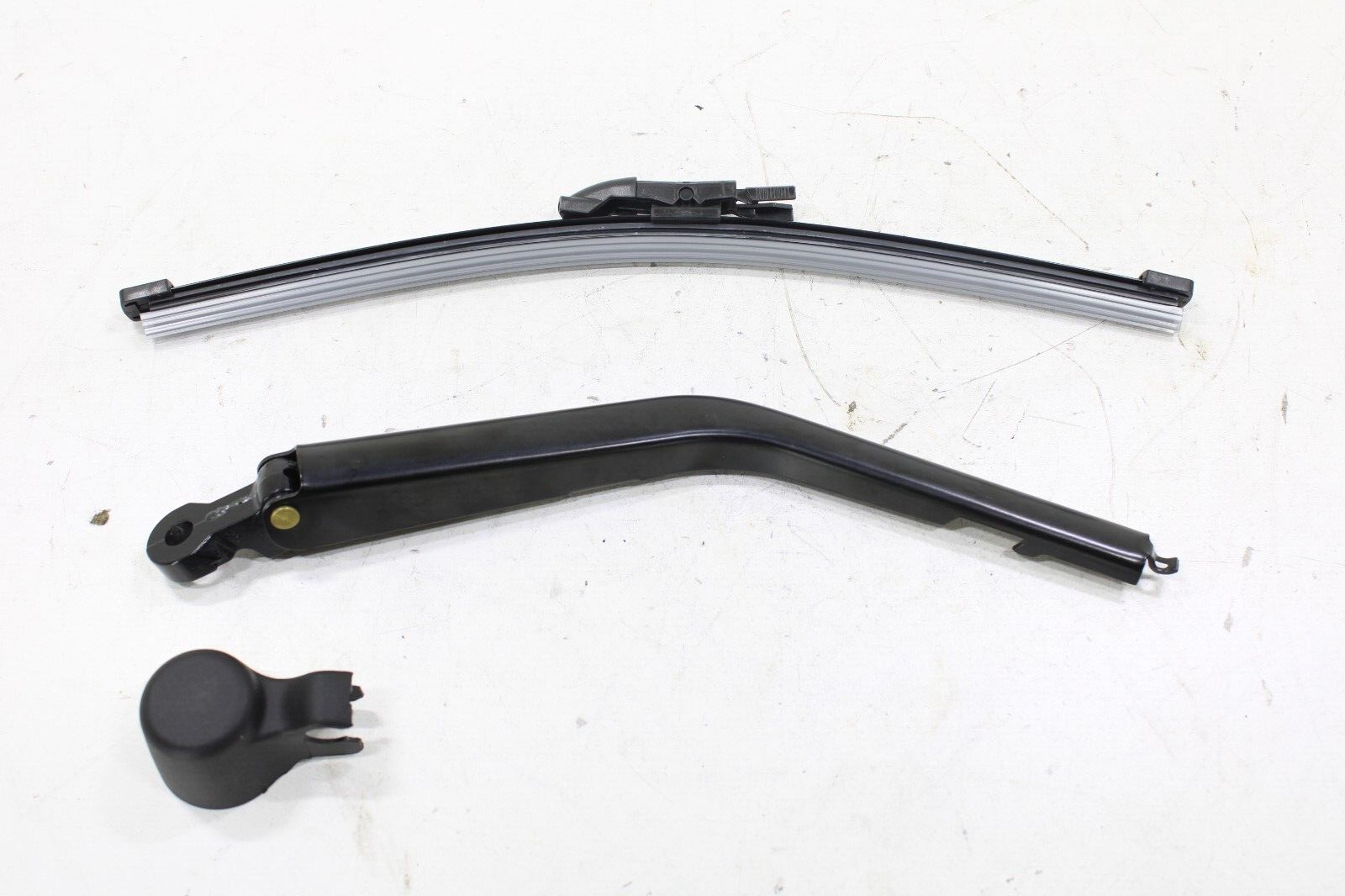 Mini Cooper 2008-2014 NEW Rear Right Windshield Wiper Arm w/ Blade 61620036625