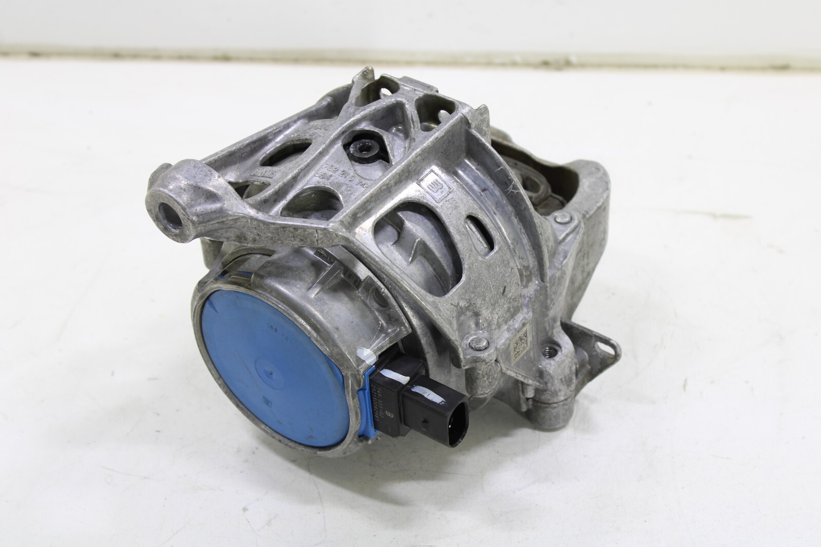 Audi Bentley 4.0L 2016-2022 OEM Engine Mount Front Left (Driver Side) - Image 7