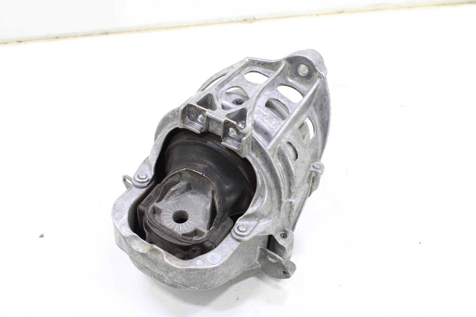 Audi Bentley 4.0L 2016-2022 OEM Engine Mount Front Left (Driver Side) - Image 11