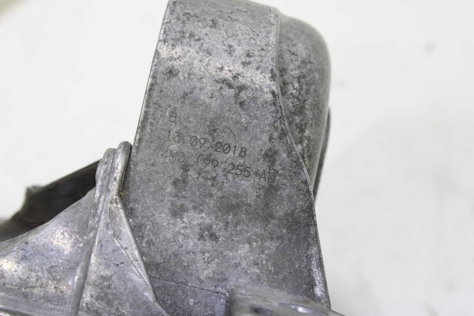 Audi Bentley 4.0L 2016-2022 OEM Engine Mount Front Left (Driver Side) - Image 12