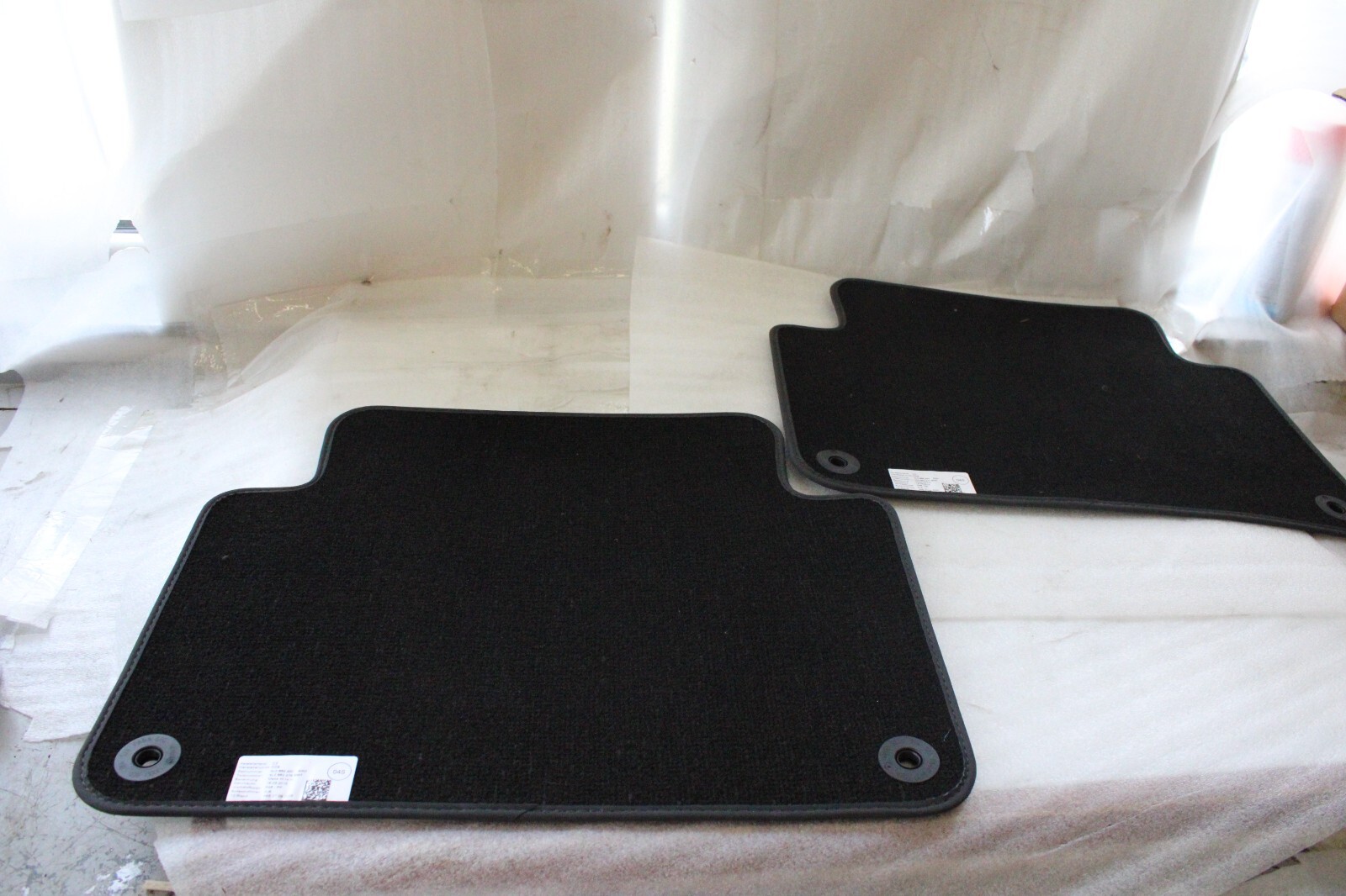 Audi Q7 OEM Set of 2 Rear Floor Mats - Image 8