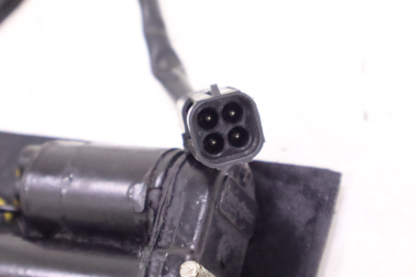 Mercedes Sprinter 2018 OEM Electric Side Step Control Unit w/ Linear Actuator - Image 8