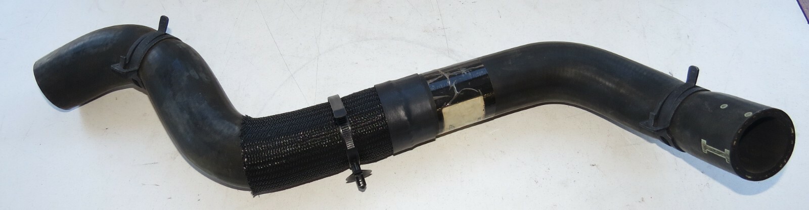Aston Martin Vantage V8 NEW OEM Coolant Hose 6G338333AC 6G33-8333-AC - Image 3