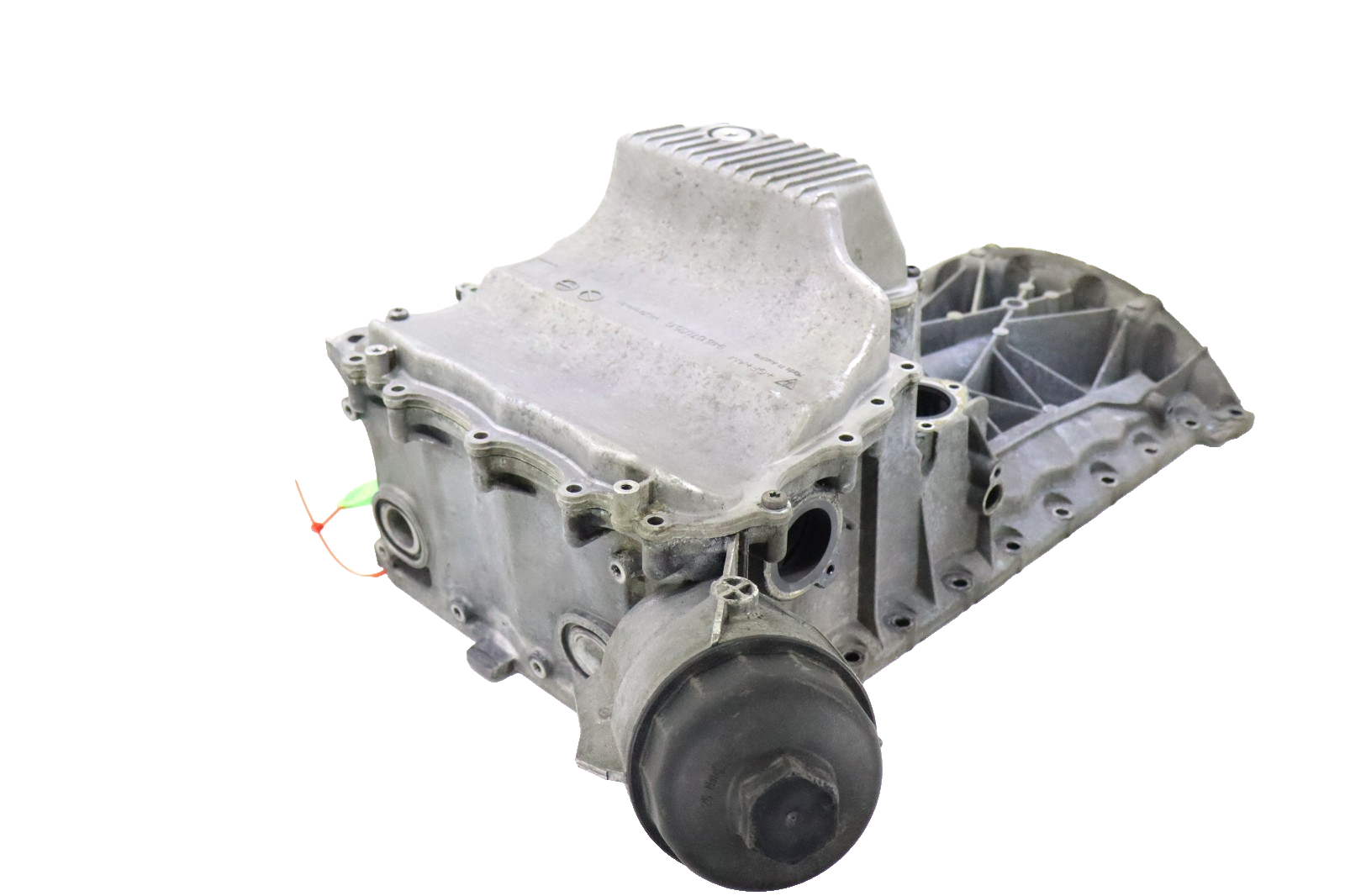 Porsche Cayenne 4.8L V8 2011-2018 OEM Engine Oil Pan Upper & Lower – Image 9