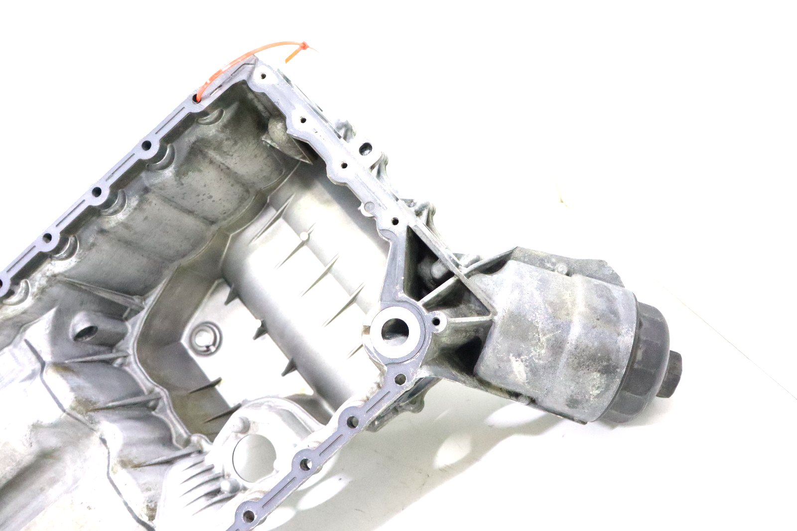 Porsche Cayenne 4.8L V8 2011-2018 OEM Engine Oil Pan Upper & Lower – Image 13