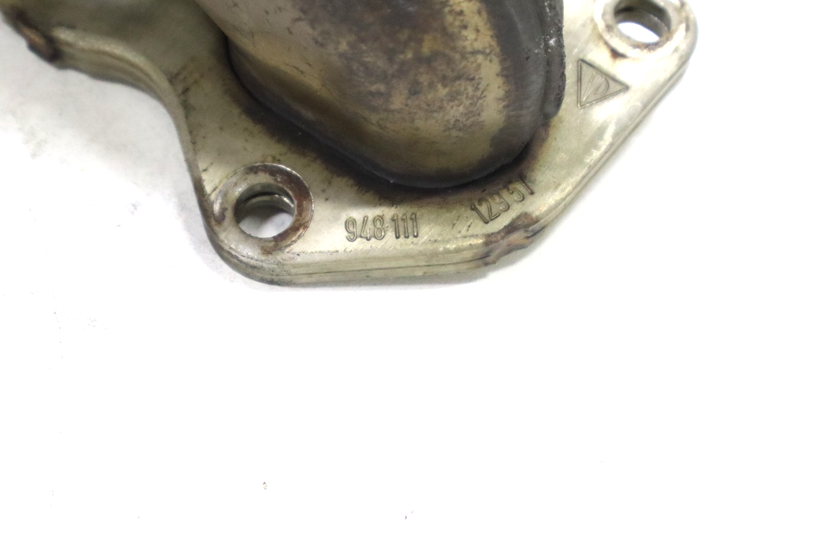 Porsche Cayenne 4.8L V8 2008-2018 OEM Exhaust Manifold Left or Right – Image 8