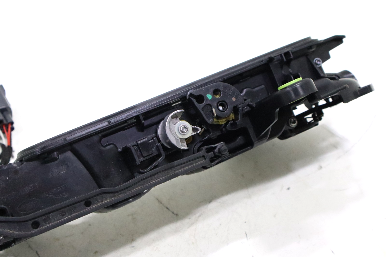 Land Rover Range Rover Velar L560 2018-2023 OEM Exterior Door Handle Front Right - Image 5