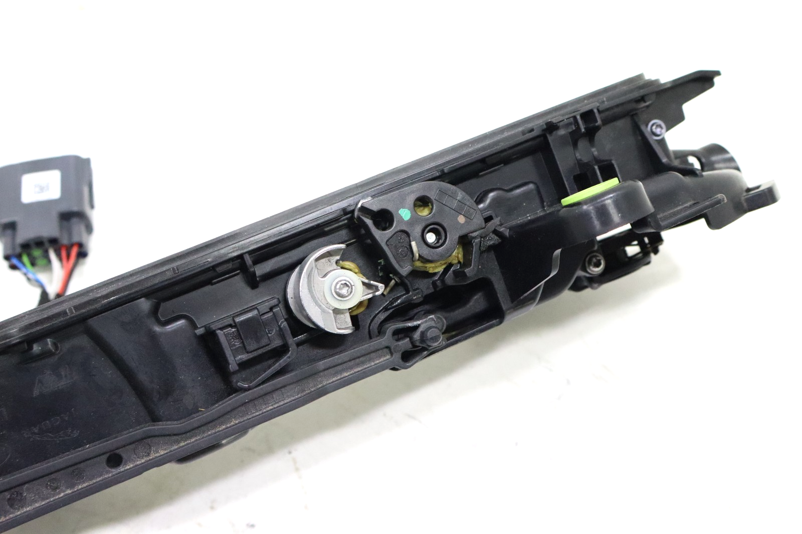 Land Rover Range Rover Velar L560 2018-2023 OEM Exterior Door Handle Front Right - Image 13