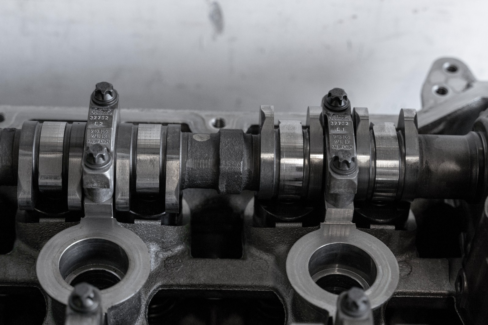 Porsche Cayenne Panamera Turbo S 4.8L V8 Right Cylinder head 1-4 OEM 2011-2018 – Image 5