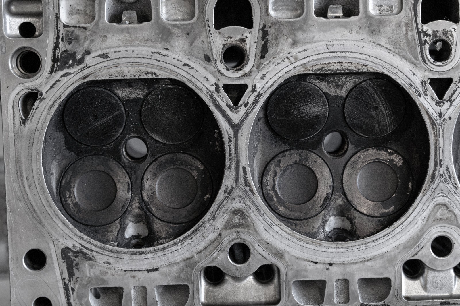 Porsche Cayenne Panamera Turbo S 4.8L V8 Left Cylinder head 5-8 OEM 2011-2018 – Image 13