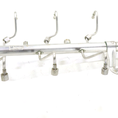 Porsche Cayenne Panamera Turbo 4.8L V8 2008-2018 OEM Fuel Rail
