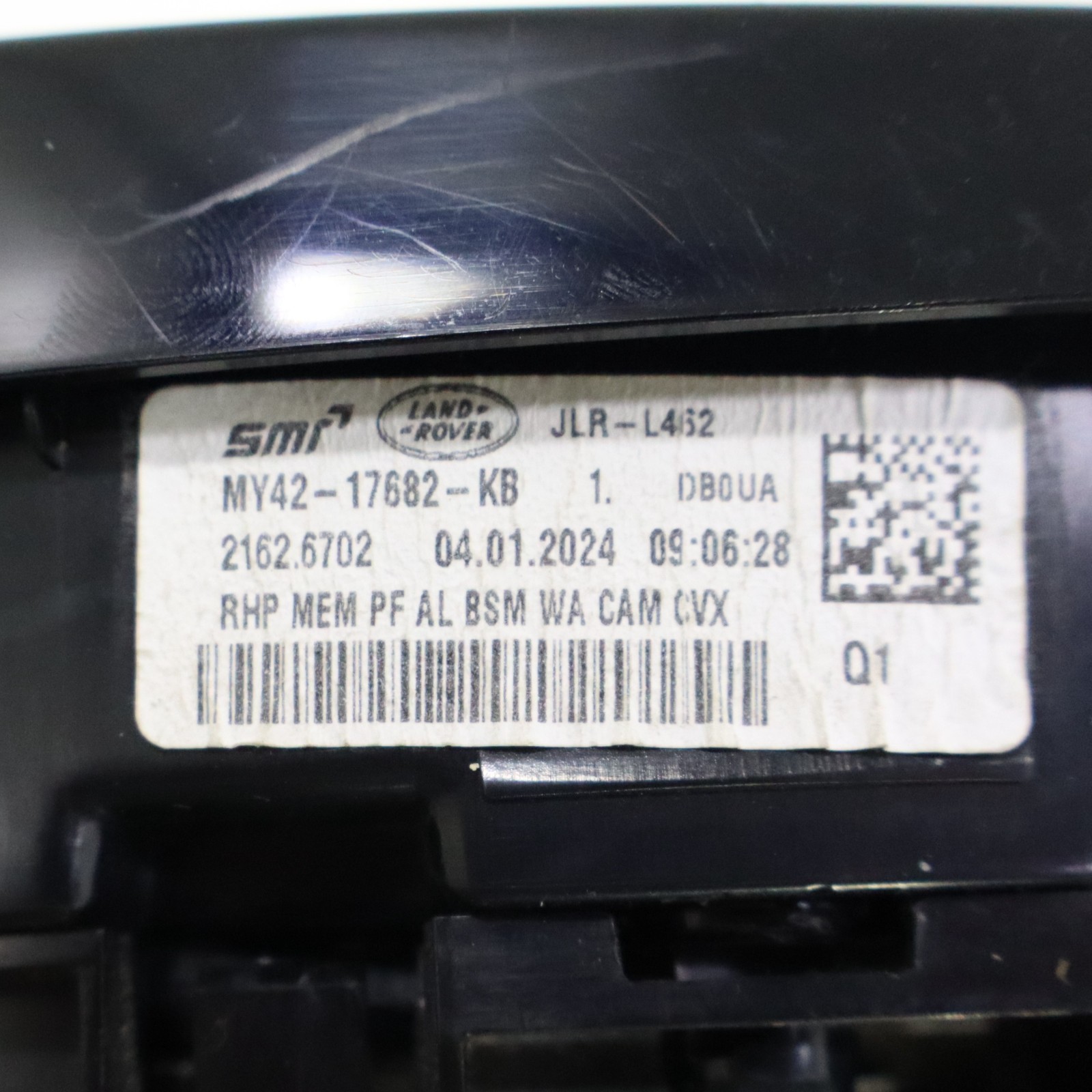 Land Rover Discovery 2024-2026 OEM Side View Mirror Right (Passenger Side) - Image 16