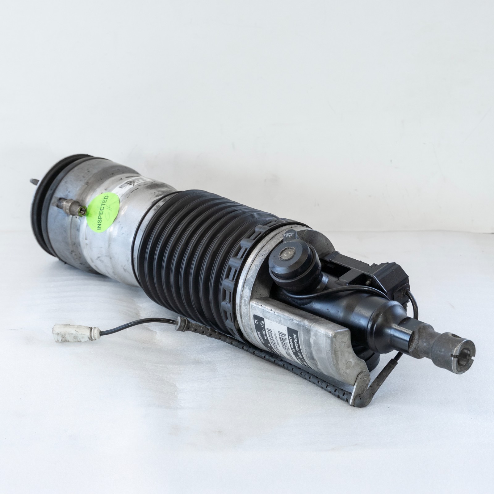 Rolls Royce Ghost Front Right Passenger Air Spring Shock Absorber OEM 2009-2019