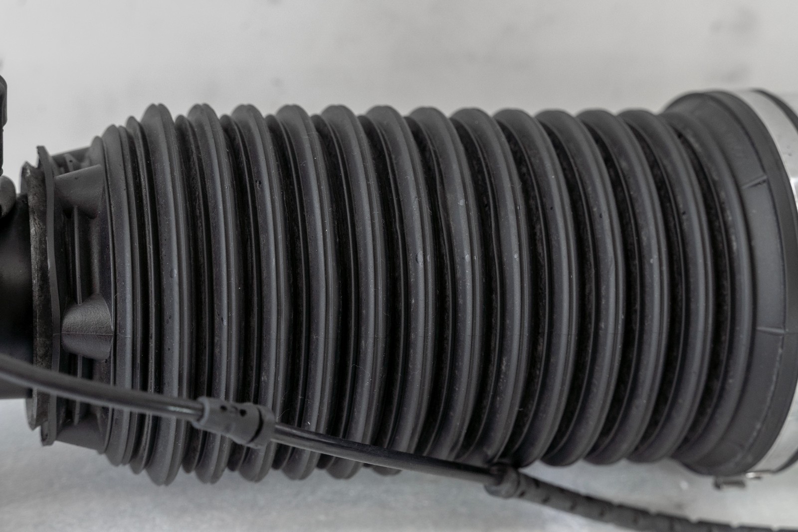 Rolls Royce Ghost Rear Left Driver Air Spring Shock Absorber OEM 2009-2019 - Image 6