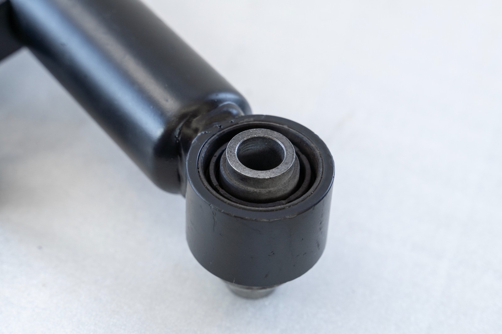 Rolls Royce Cullinan Rear Left Driver Air Spring Shock Absorber OEM 2019-2025 – Image 3