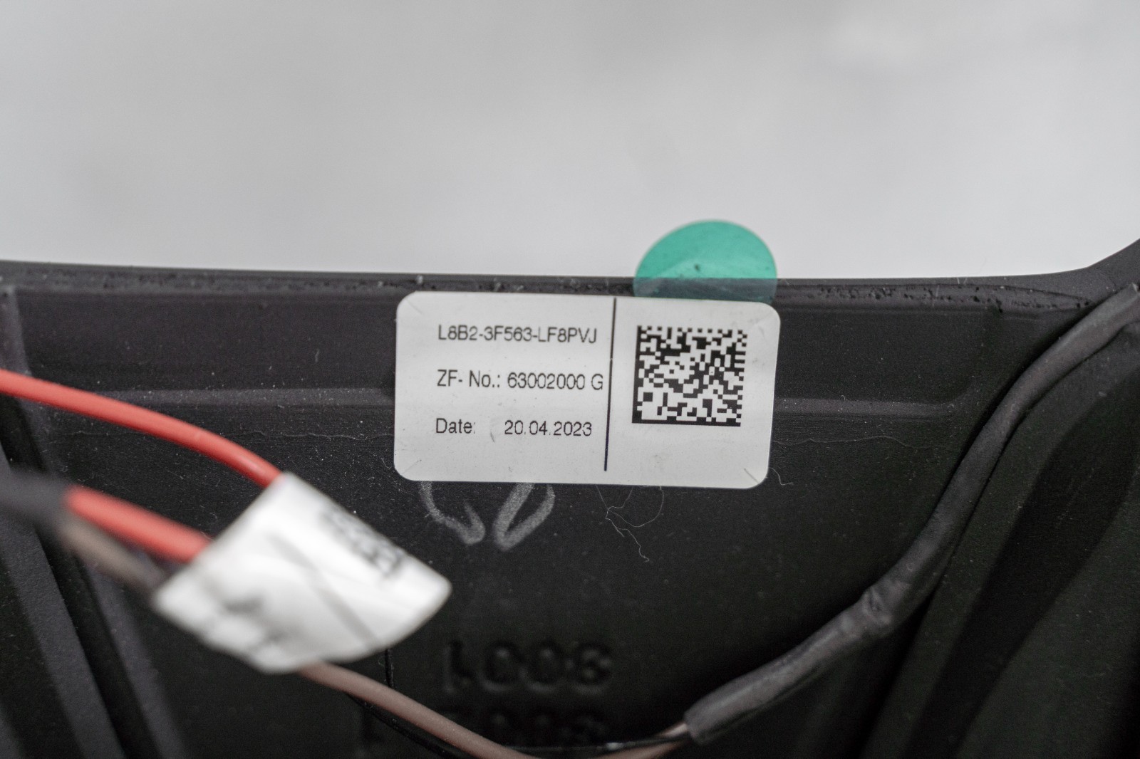 Land Rover Defender 90 110 130 Steering wheel OEM 2023-2026 Genuine Original - Image 10