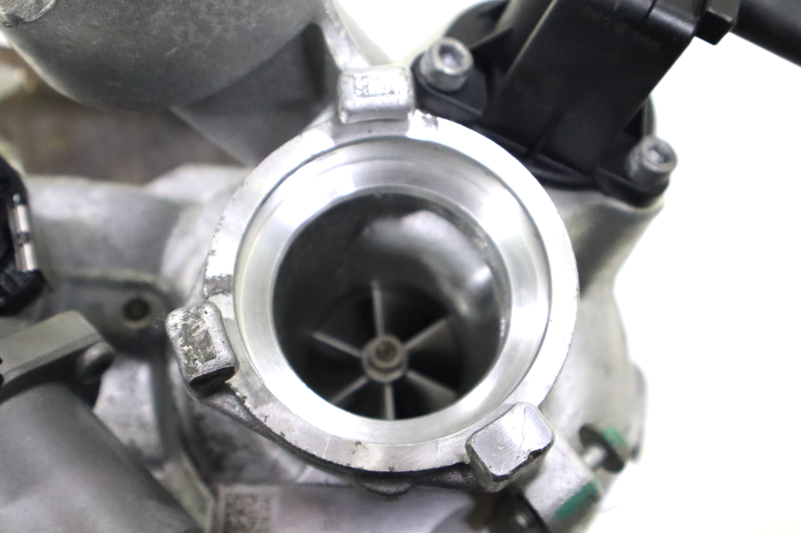 Audi A3 Volkswagen Golf SportWagen Golf Alltrack 2015-2019 OEM Turbocharger – Image 12