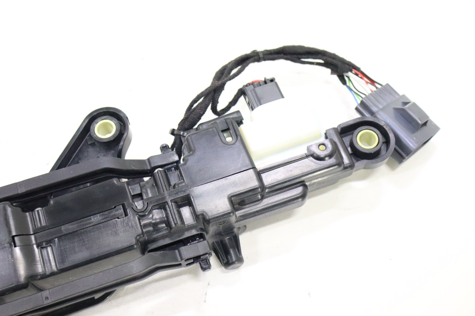 Jaguar I-Pace 2019-2023 OEM Exterior Door Handle Front Right - Image 4