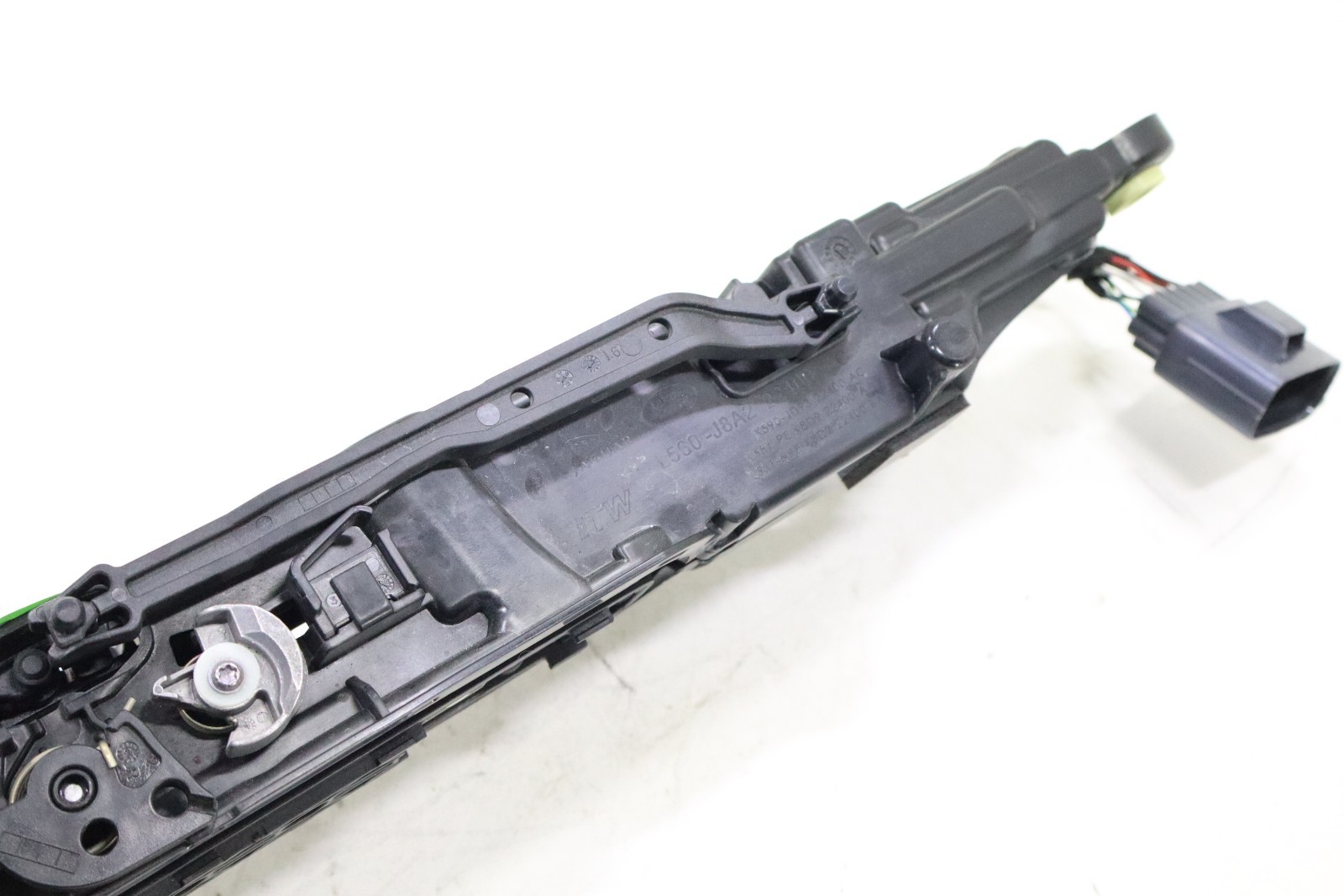 Jaguar I-Pace 2019-2023 OEM Exterior Door Handle Front Right - Image 7