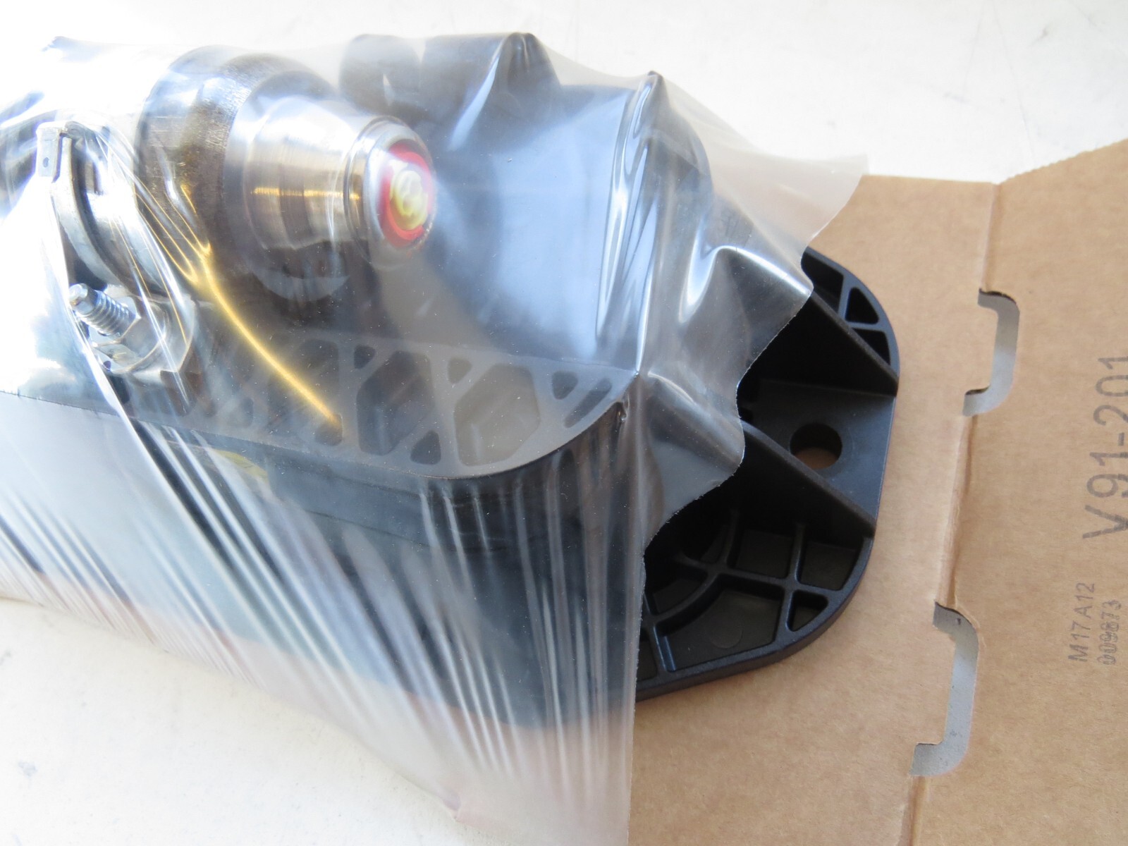 Land Rover Range Rover 2013-2018 OEM Inflator Passenger SRS Module - Image 6