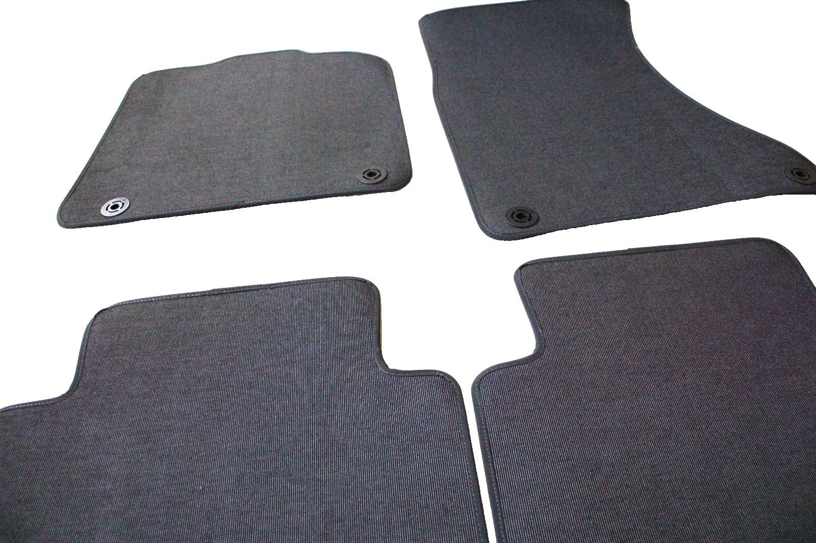 Porsche Macan 95B 2015-2023 OEM NEW Carpet Floor Mats Set of 4PCS Front & Rear - Image 8