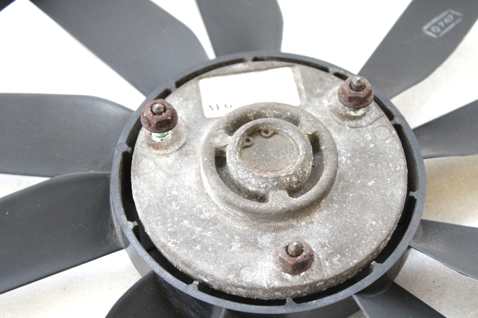 Volkswagen Cabrio Golf GTI Jetta Passat 1991-2002 OEM Engine Cooling Fan Blade – Image 10