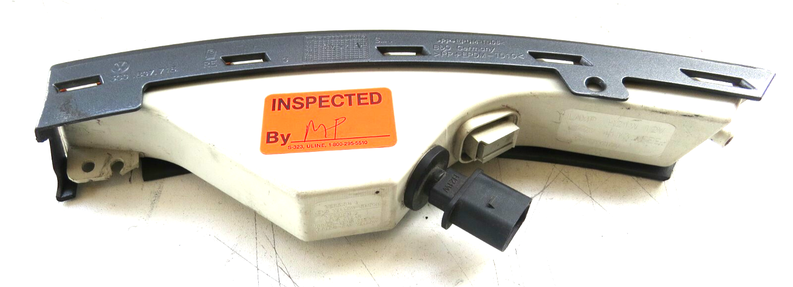 Volkswagen Passat 2006-2010 OEM Amber Turn Signal Light Front Right - Image 8