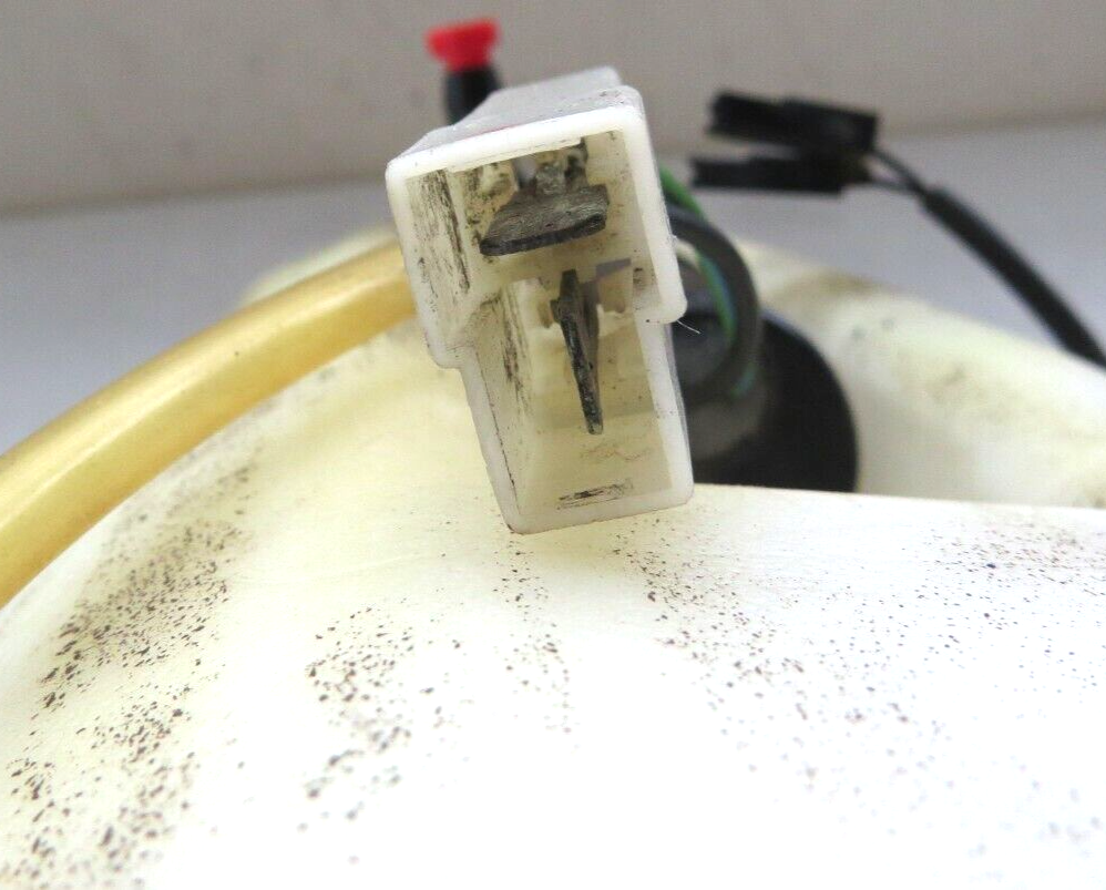 Bentley Rolls Royce 1987-1988 OEM Headlight Power Wash Reservoir - Image 8