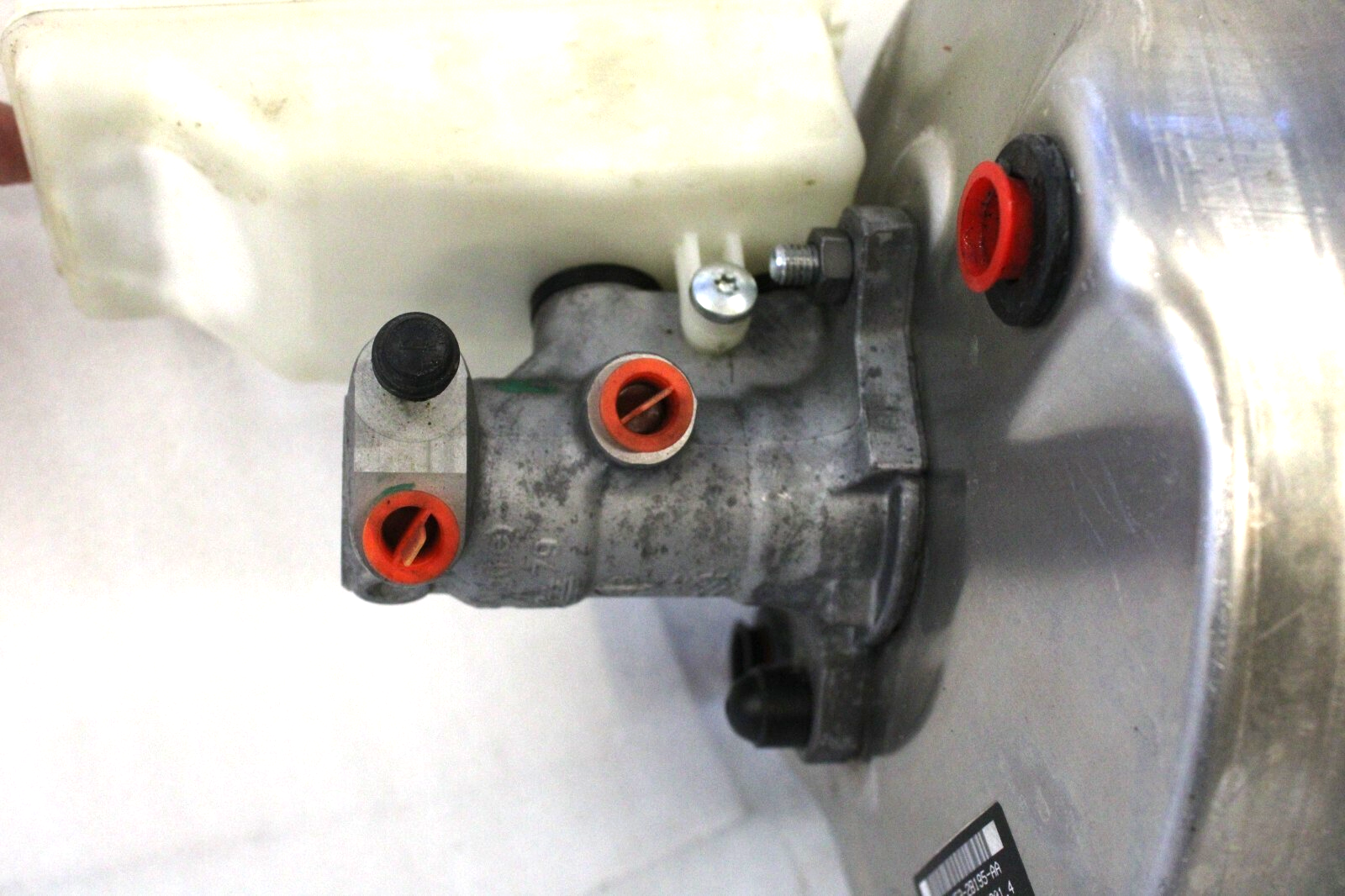Aston Martin DB11 V8 V12Vantage V8 2017-2023 OEM Brake Booster & Master Cylinder - Image 8