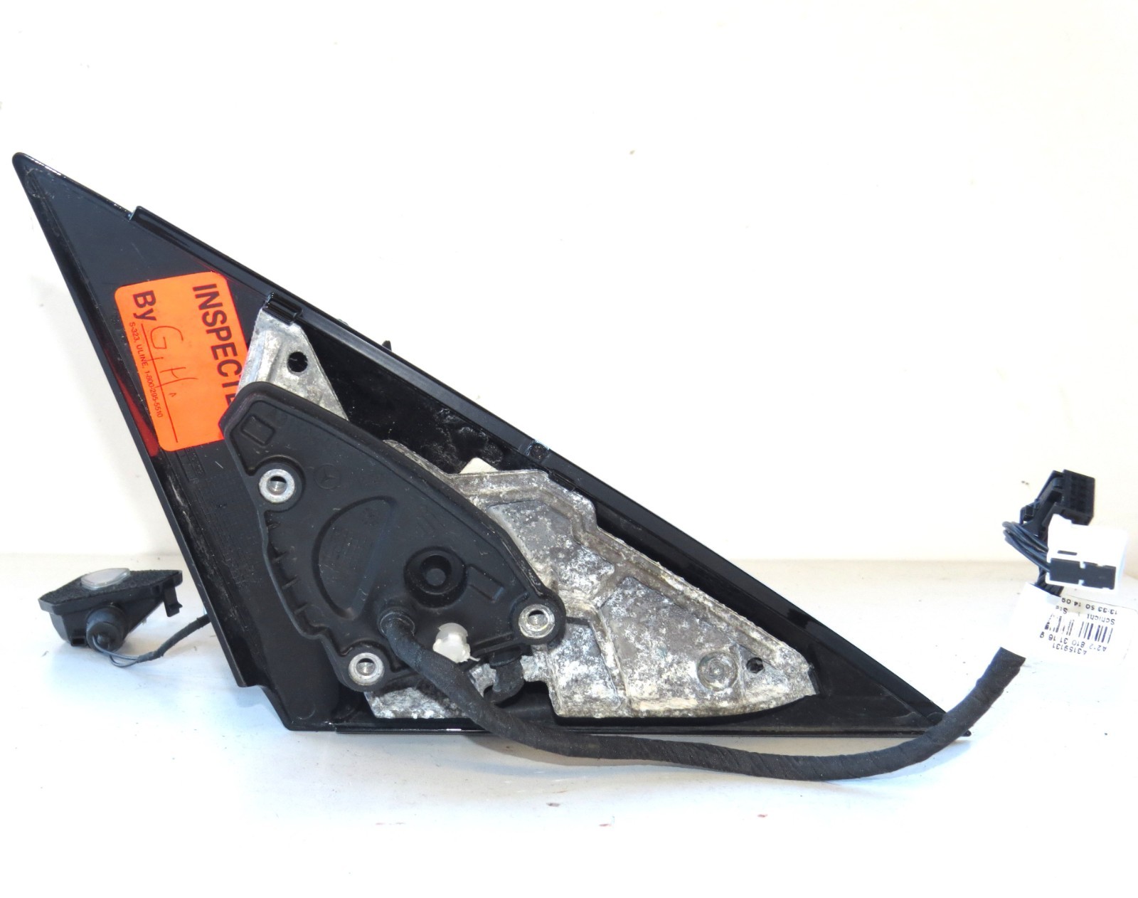 Mercedes E-Class 2006-2016 OEM Side View Mirror Frame Left (Driver Side) - Image 6