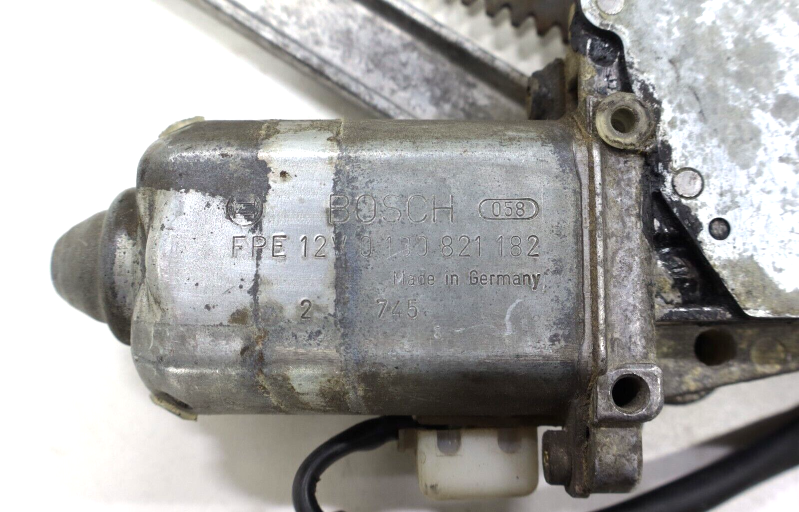 Mercedes 1986-1991 OEM Window Regulator W/Motor Front Right (Passenger Side) - Image 10