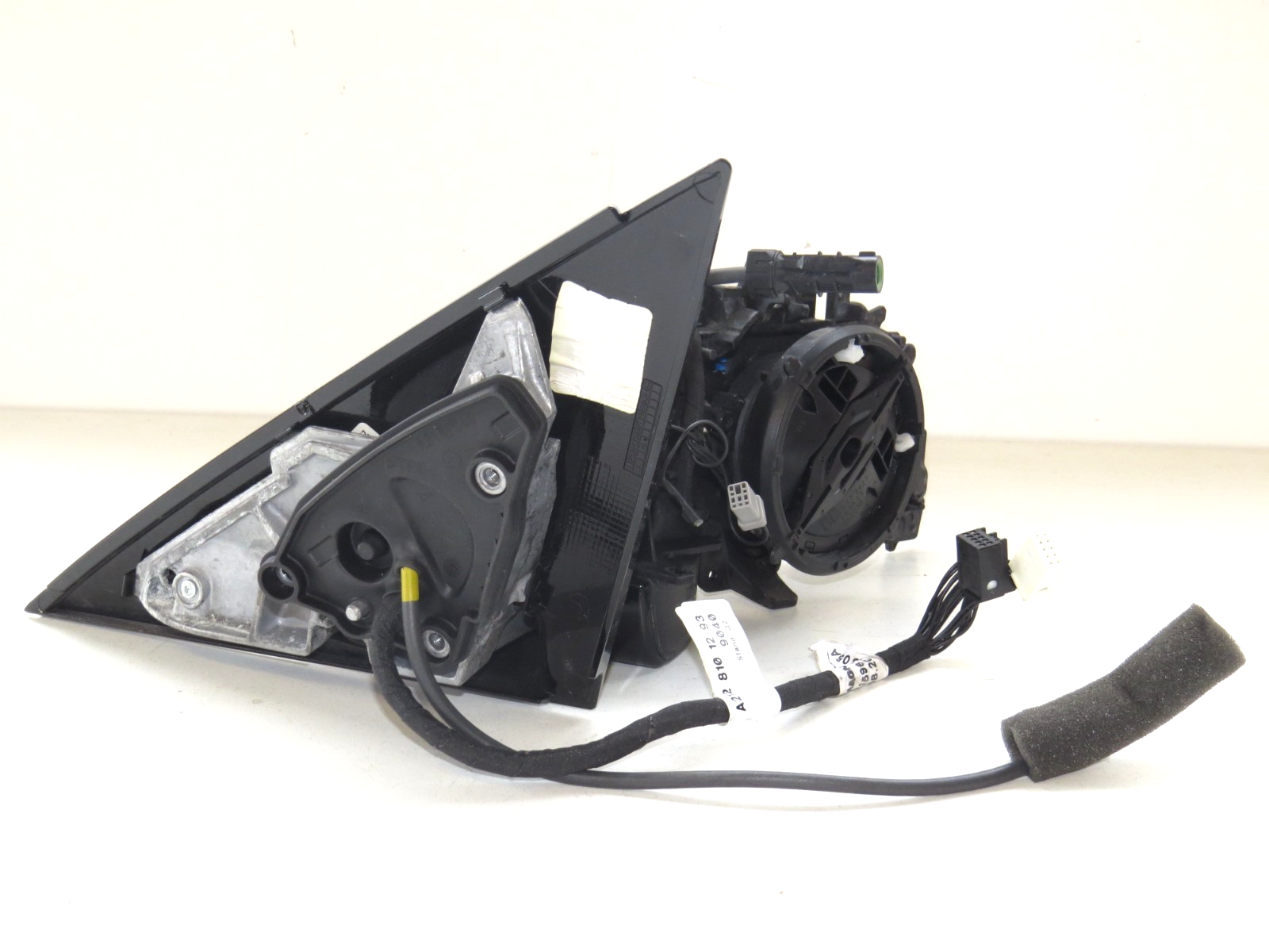 Mercedes E-Class 2006-2016 OEM Side View Mirror Frame Right (Passenger Side) - Image 4