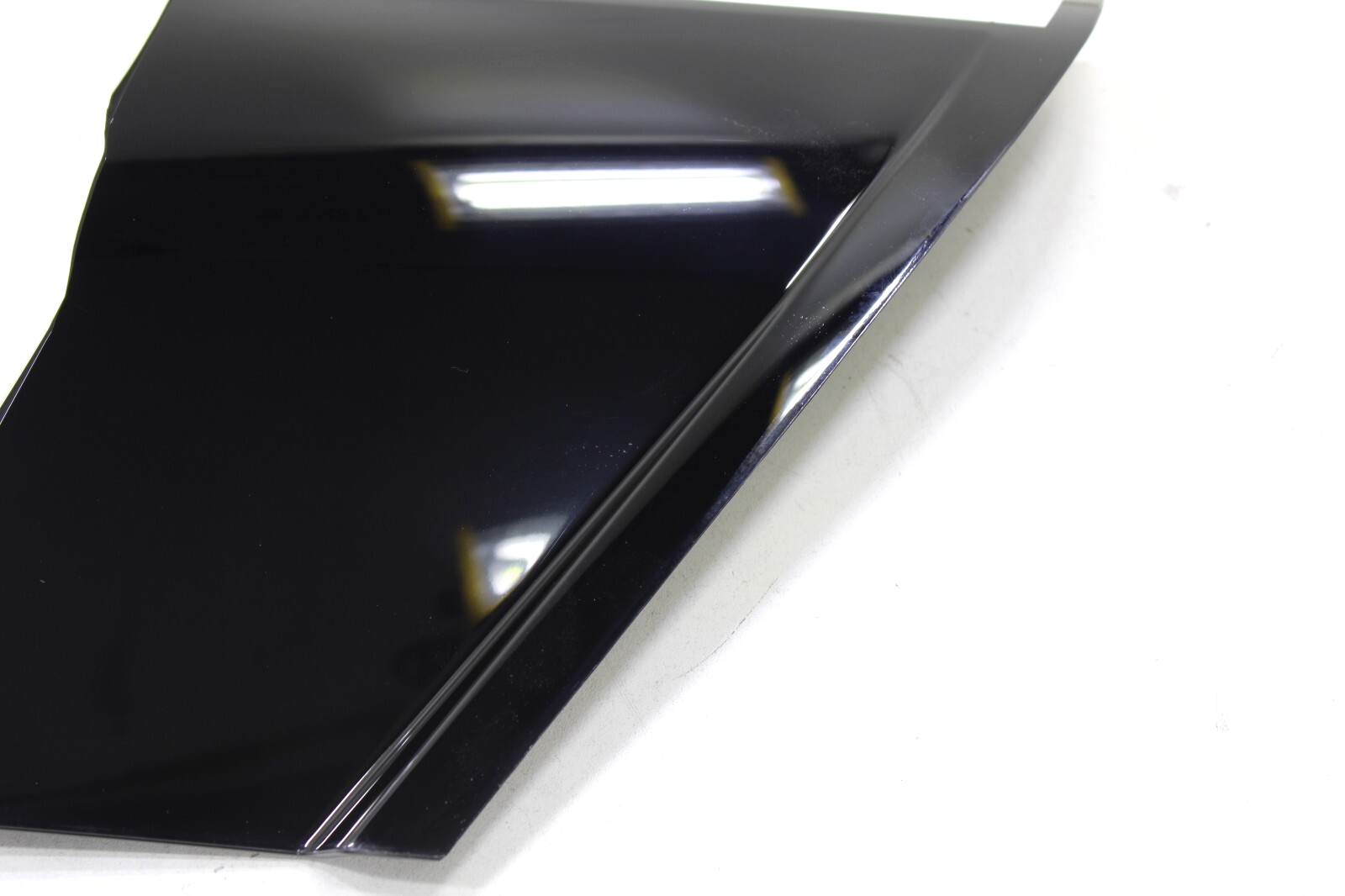 Land Rover Range Rover L405 2013-2022 OEM NEW Body D-Pillar Trim Rear Left Black - Image 5