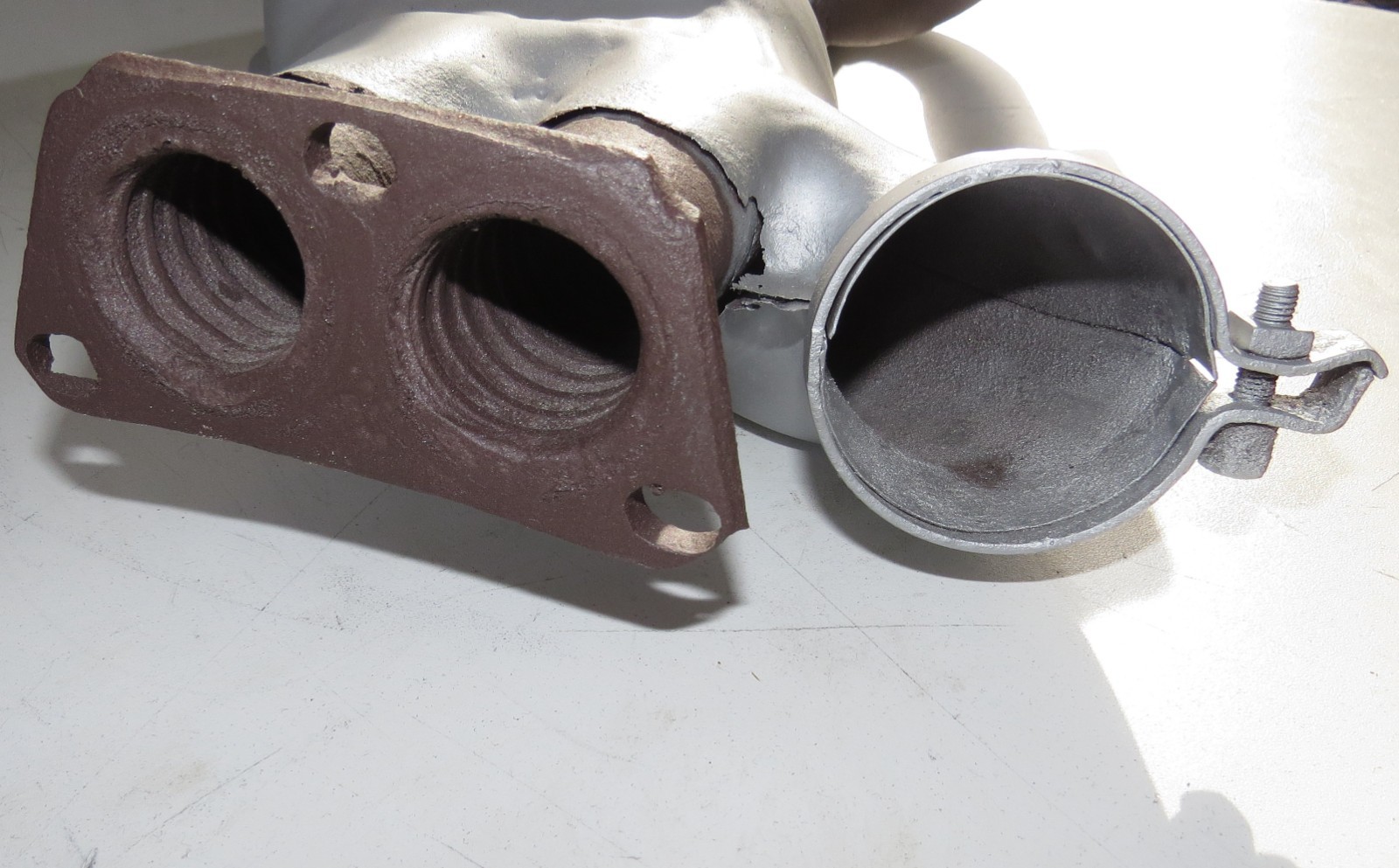 Volkswagen Vanagon 1980-1983 OEM Exhaust Manifold Heat Exchanger LH - Image 7