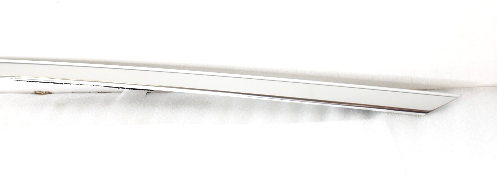 Jaguar F-Pace X761 2017-2023 OEM NEW Door Reveal Molding Front Right Chrome - Image 2